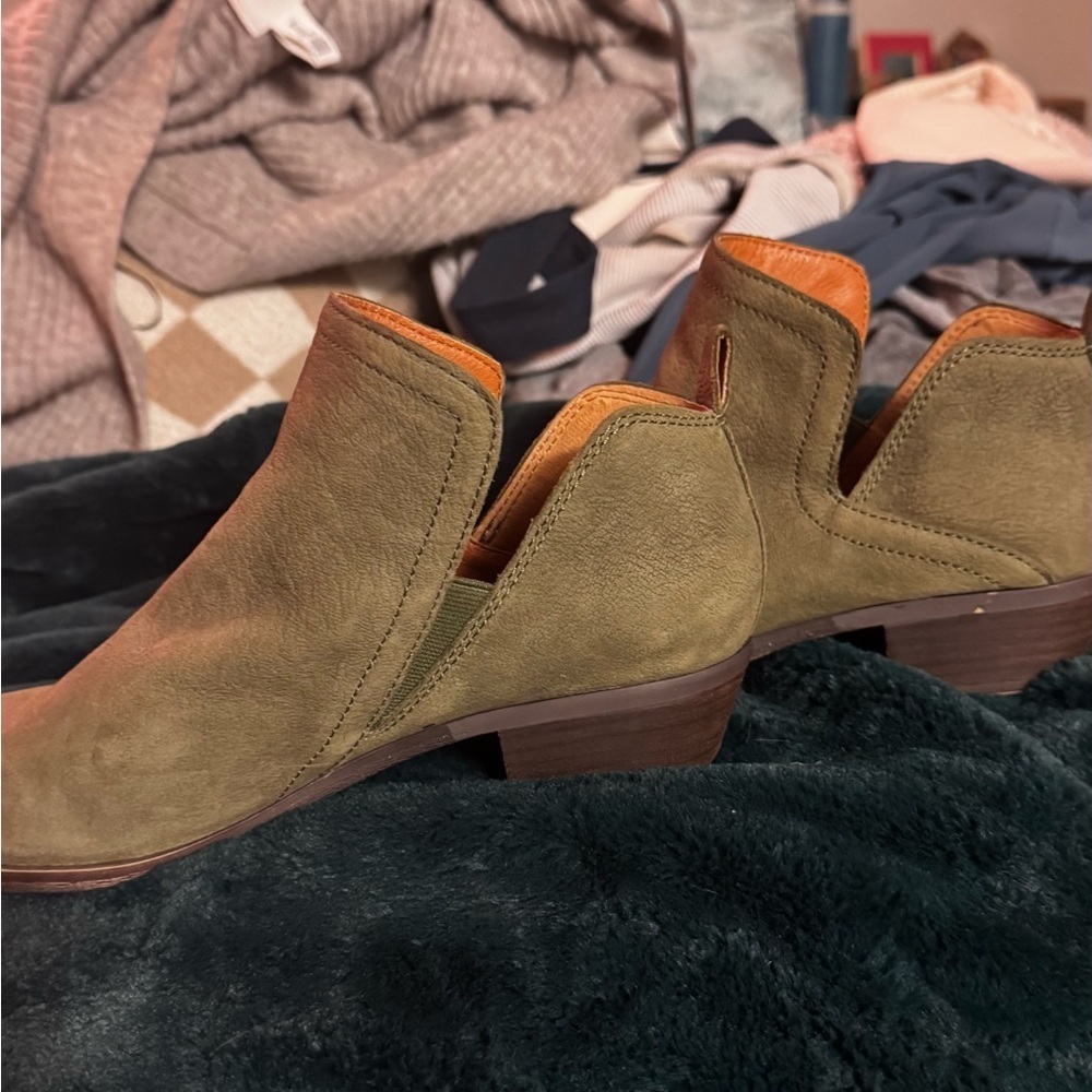 Women's Lucky Olive Green Suede Ankle Boots